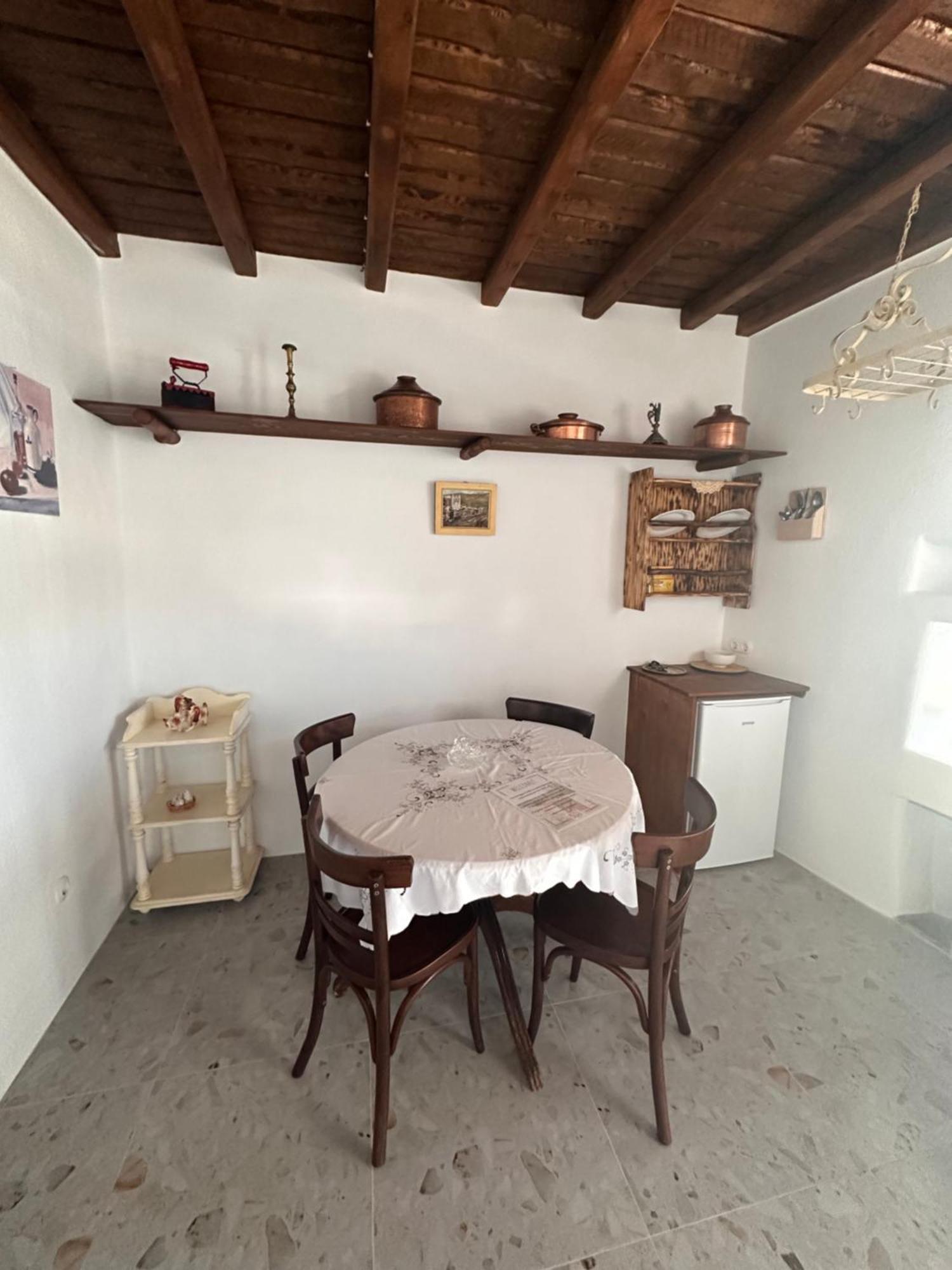 Rizes Mykonos - Folklore Farmstead Mykonos Town ภายนอก รูปภาพ