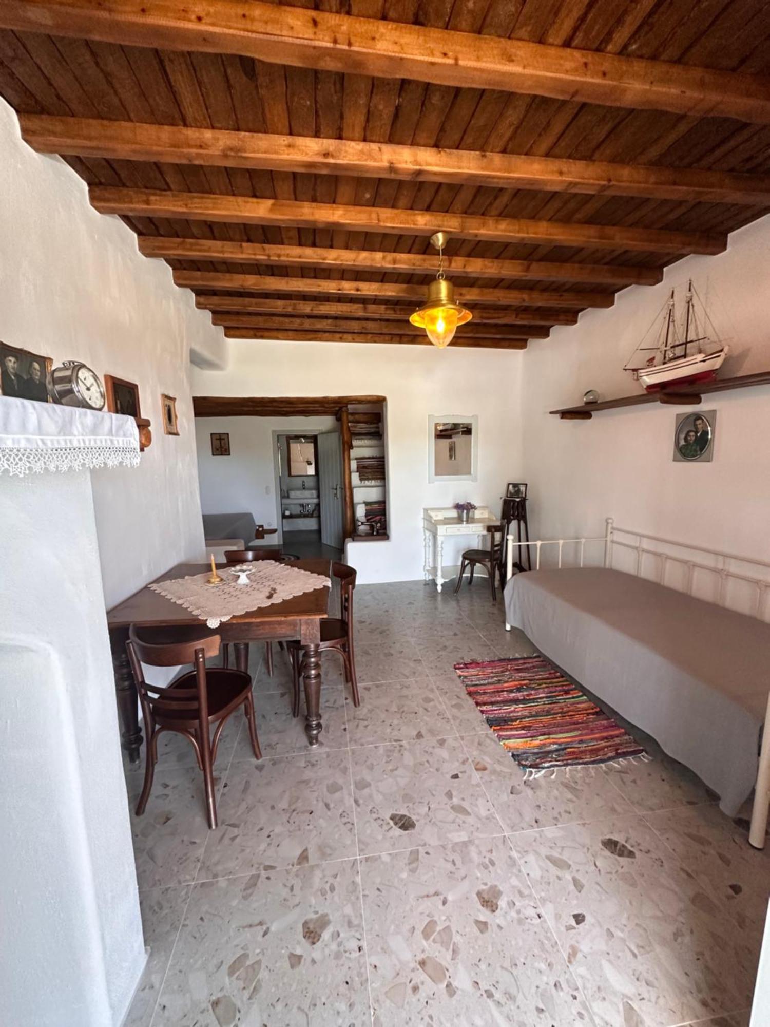 Rizes Mykonos - Folklore Farmstead Mykonos Town ภายนอก รูปภาพ